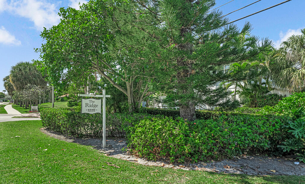 6590 North Ocean Boulevard, Unit 3 Ocean Ridge, FL 33435 - Photo 48 of 48 a view of a garden