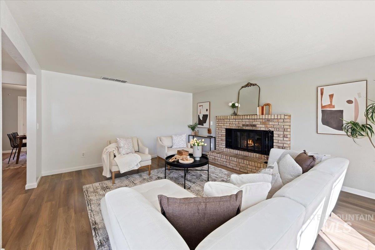 11880 Arch Street Boise, ID 83713 - Photo 7 of 34