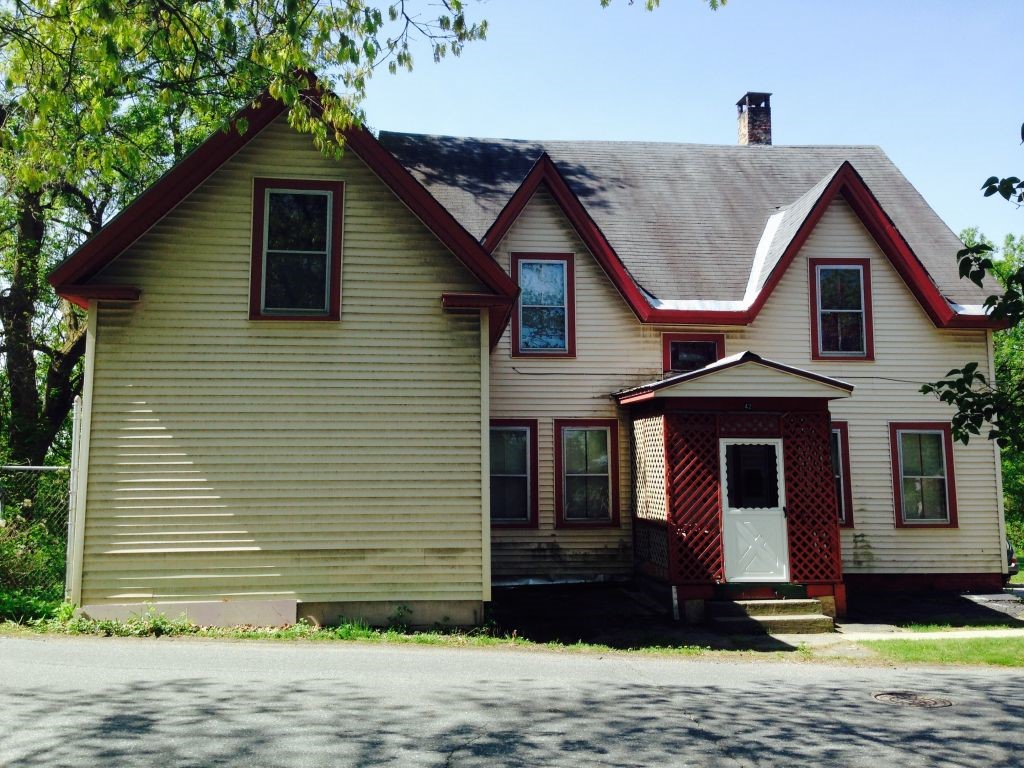 42 Bridge Street Windsor, VT 05089 - Photo 2 of 4 Gallery Image 2