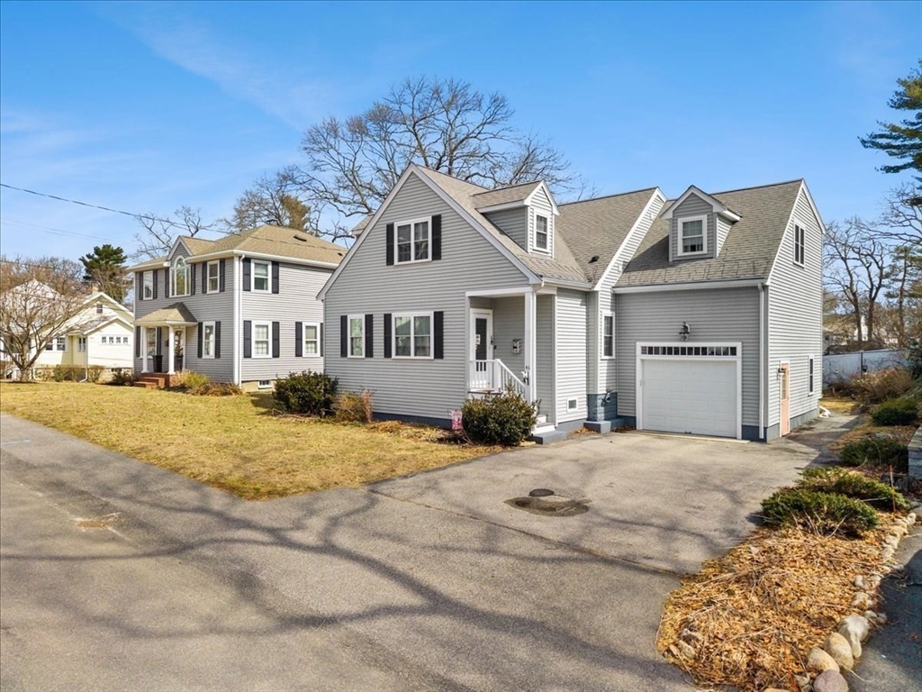 46 Great Pond Road Weymouth, MA 02190 - Photo 3 of 35 Gallery Image 3