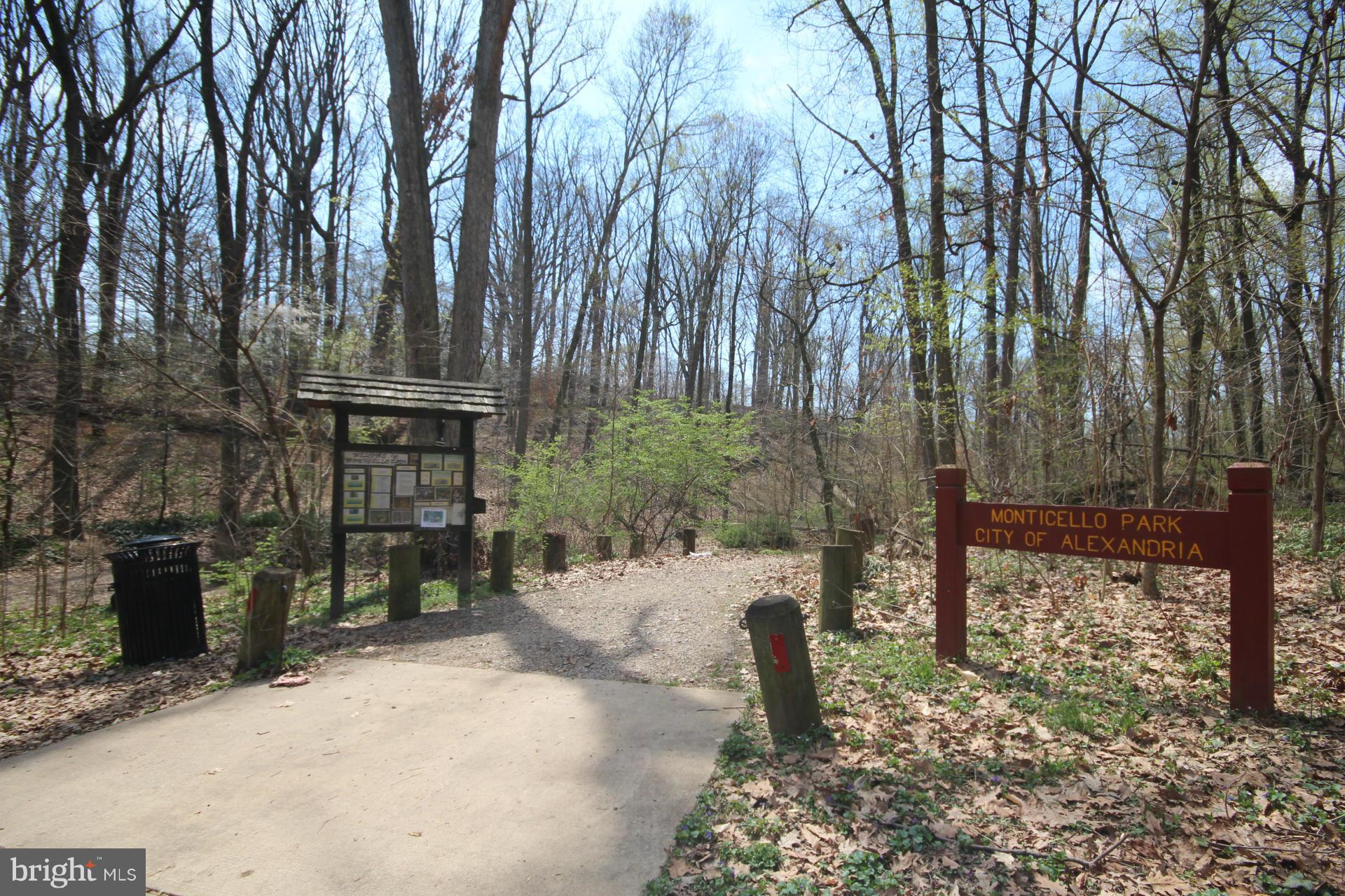 3207 Circle Hill Road Alexandria, VA 22305 - Photo 8 of 51 Community Park