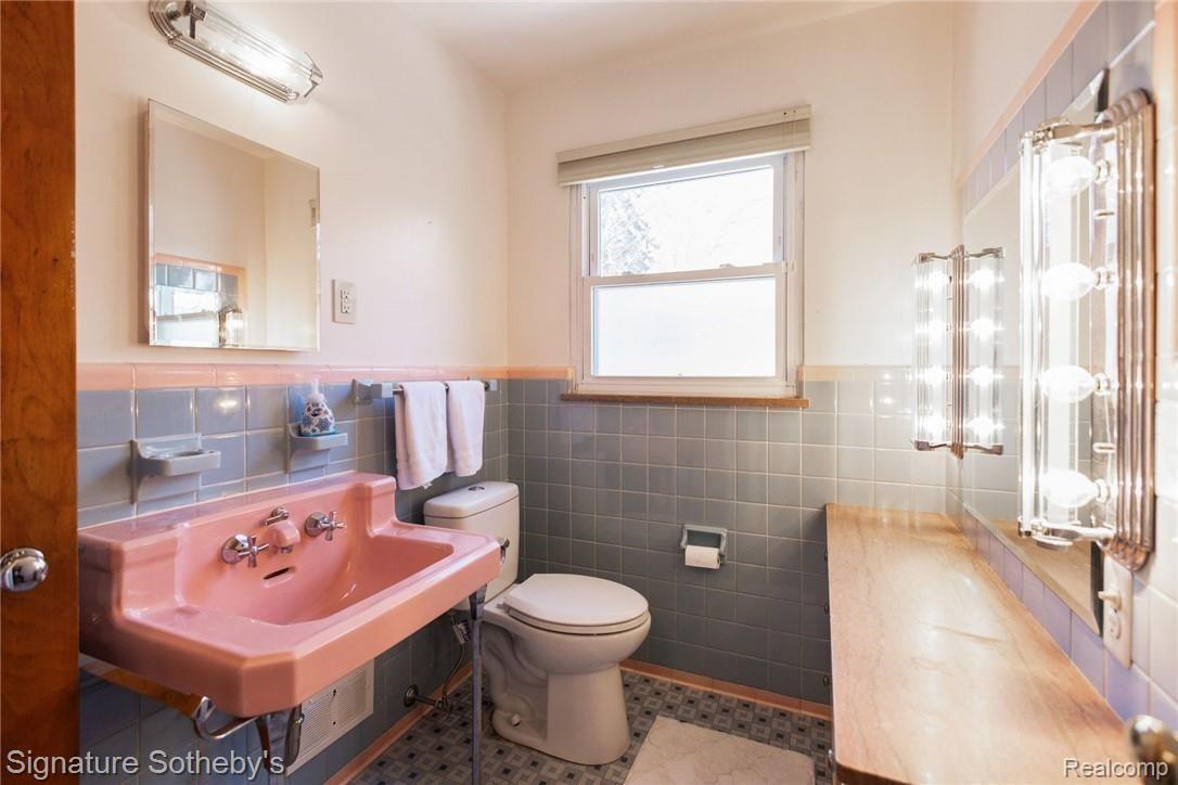 290 Stephens Road Grosse Pointe, MI 48236 - Photo 22 of 36 23.jpg