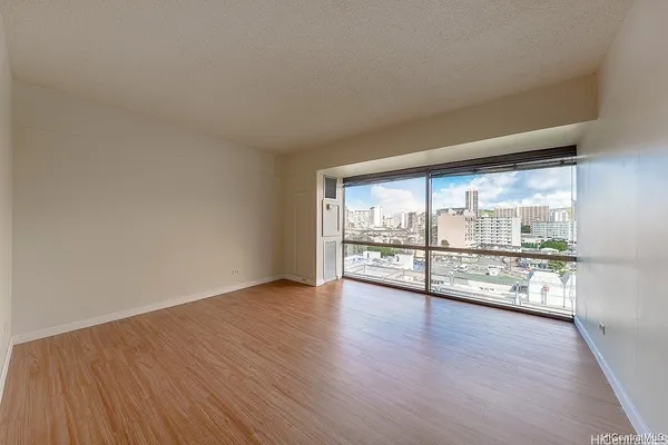 $108,000 | 1750 Kalakaua Avenue, Unit 912, Honolulu, HI 96826
