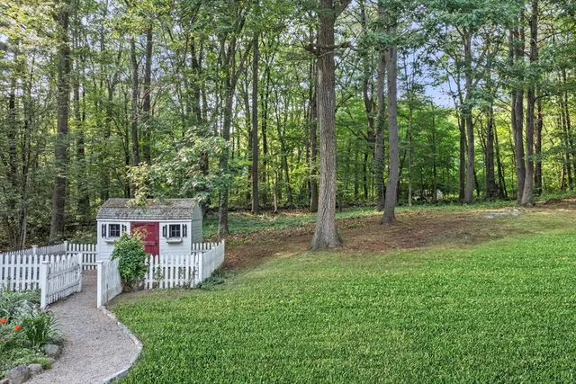 $1,059,000 | 10 High Ridge Road, Boxford, MA 01921