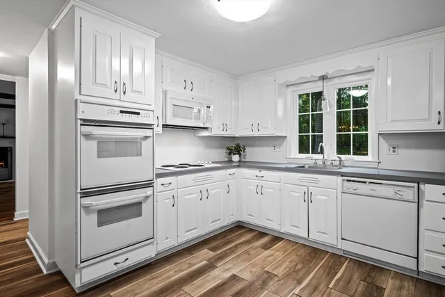 $1,059,000 | 10 High Ridge Road, Boxford, MA 01921