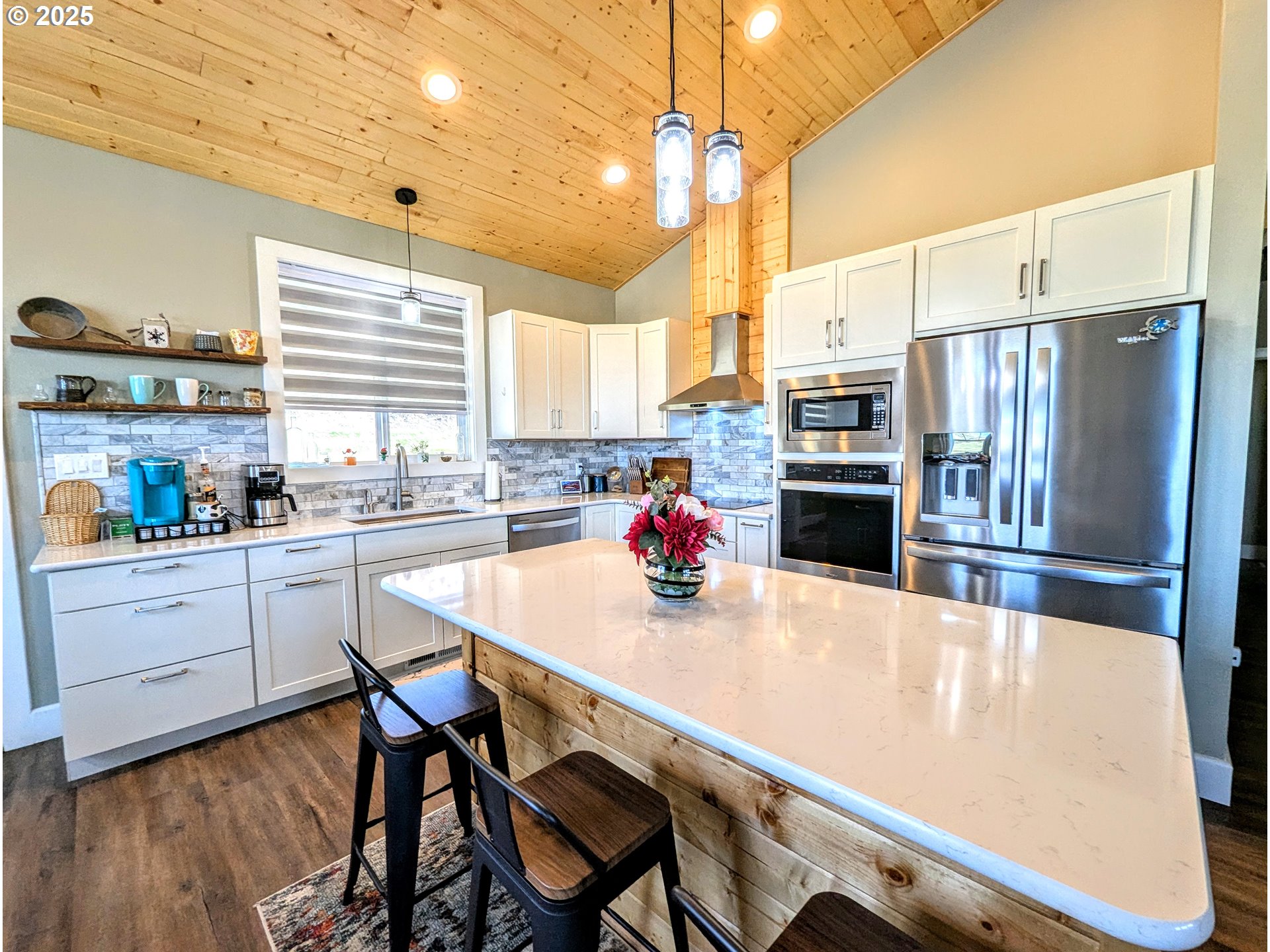 301 High Valley Road Cove, OR 97824 - Photo 5 of 19