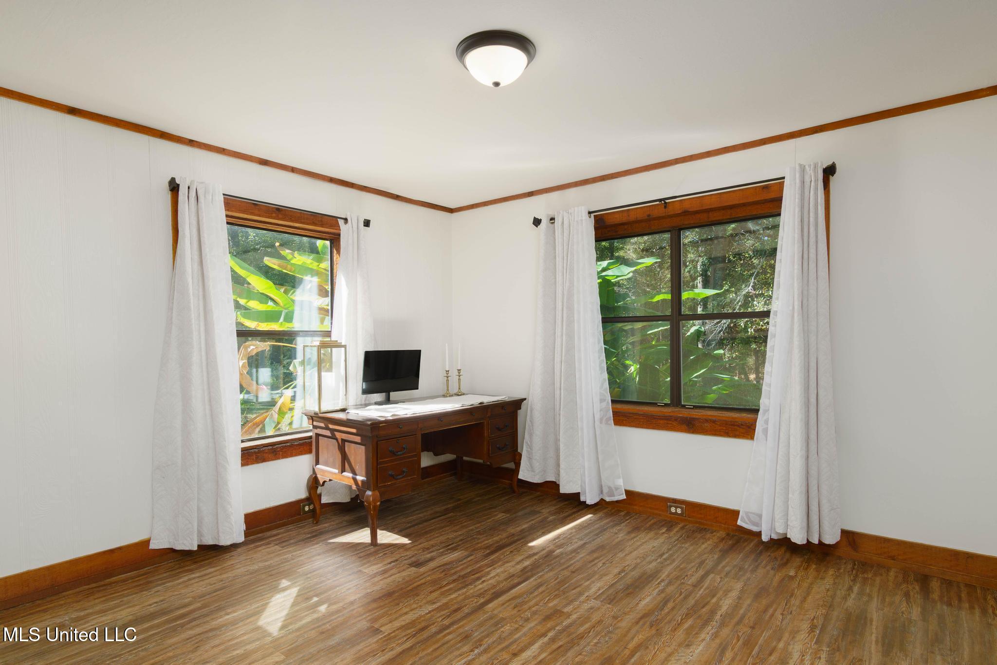 193 Lott Town Road Hattiesburg, MS 39402 - Photo 6 of 18 193 Lott Town Road-6