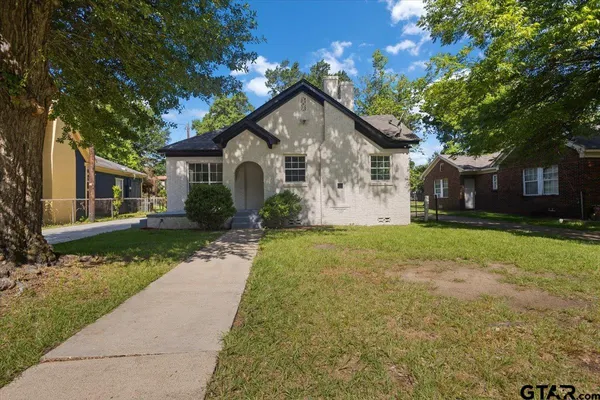 $199,990 | 1304 North Ross Avenue, Tyler, TX 75702