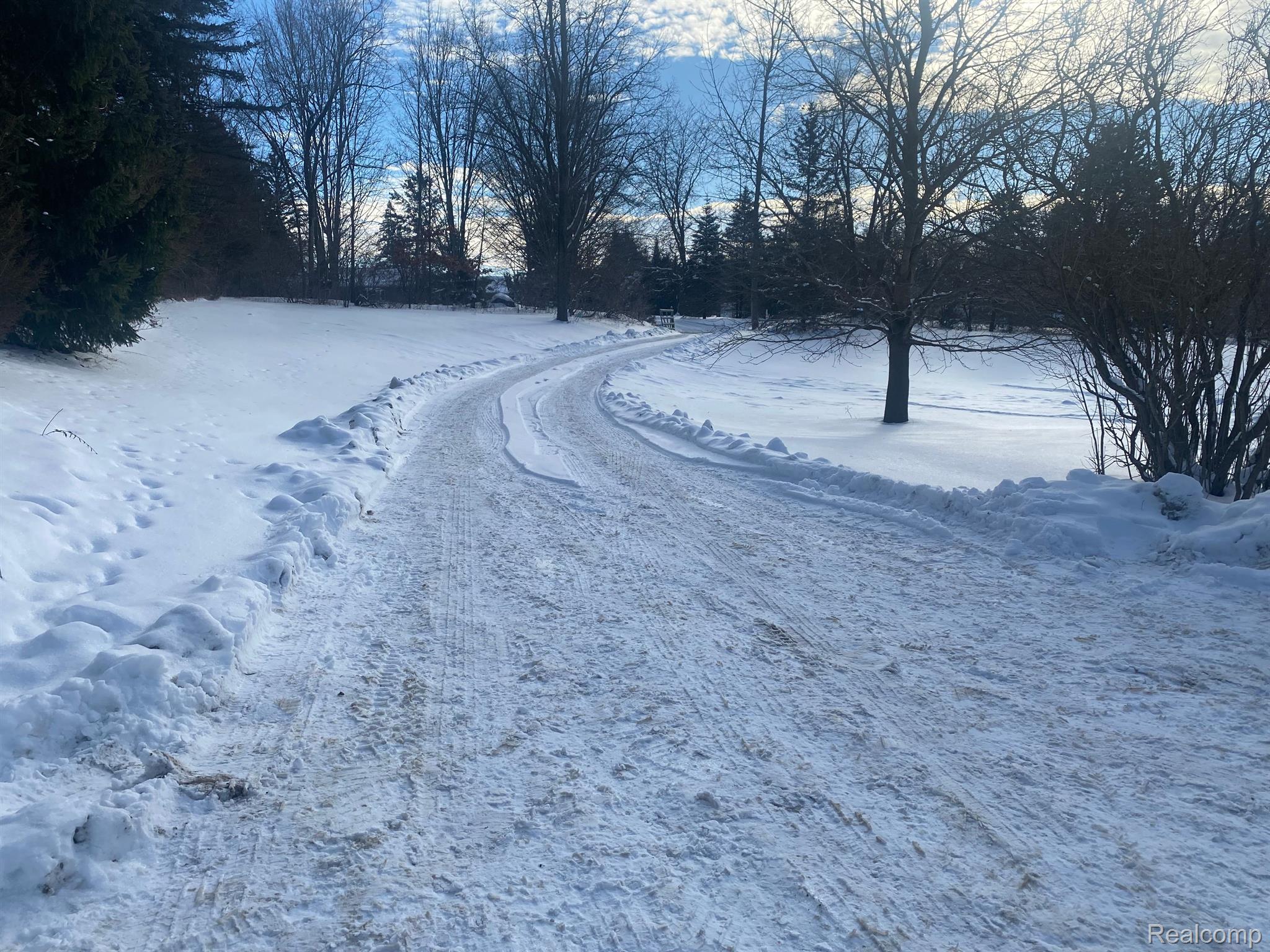 11063 Clyde Road Fenton, MI 48430 - Photo 13 of 52 Driveway Entrance! Peaceful Country Setting!