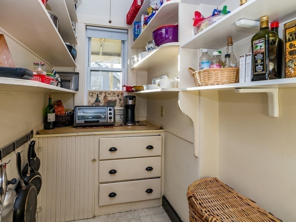 110-112 Hillside Road Watertown, MA 02472 - Photo 24 of 40 Gallery Image 24