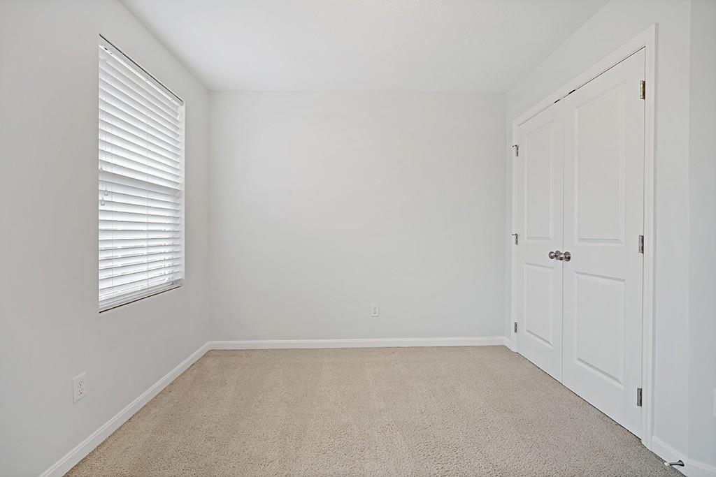 832 Highpointe Circle Pittsburgh, PA 15220 - Photo 19 of 25