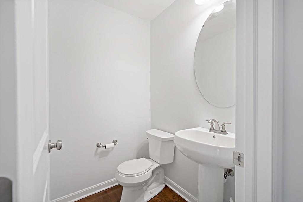 832 Highpointe Circle Pittsburgh, PA 15220 - Photo 9 of 25