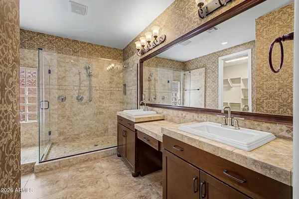 $749,800 | 2559 East Penedes Drive, Gilbert, AZ 85298