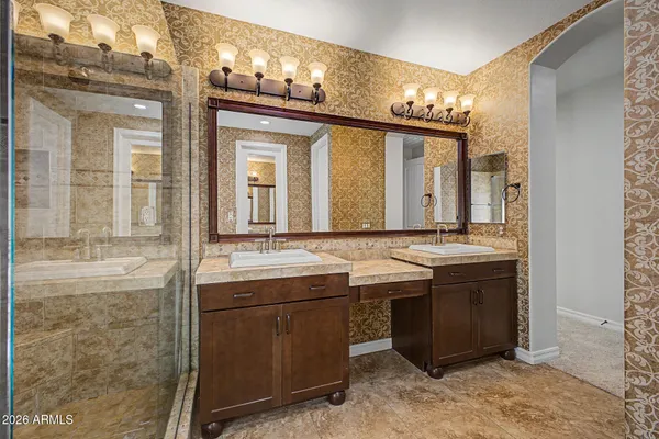 $749,800 | 2559 East Penedes Drive, Gilbert, AZ 85298