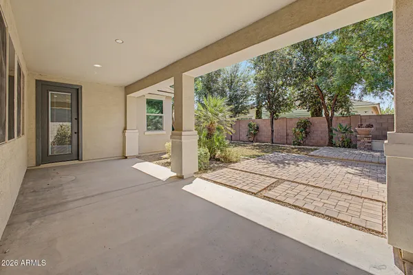 $749,800 | 2559 East Penedes Drive, Gilbert, AZ 85298