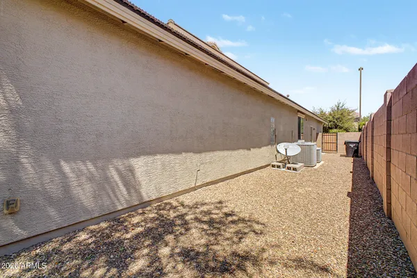 $749,800 | 2559 East Penedes Drive, Gilbert, AZ 85298
