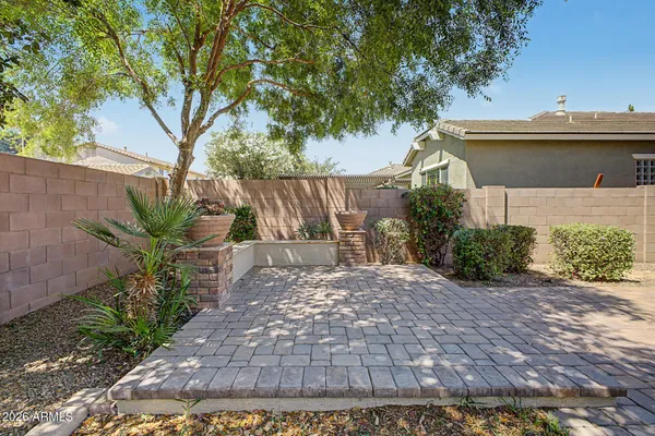 $749,800 | 2559 East Penedes Drive, Gilbert, AZ 85298