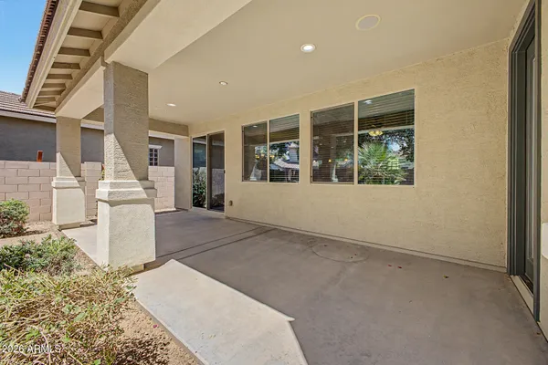 $749,800 | 2559 East Penedes Drive, Gilbert, AZ 85298