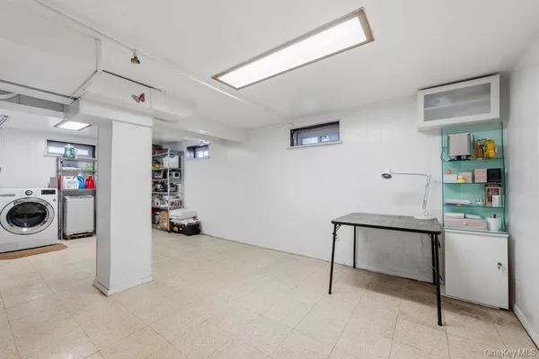 $848,000 | 89-67 218th Place | Queens Village