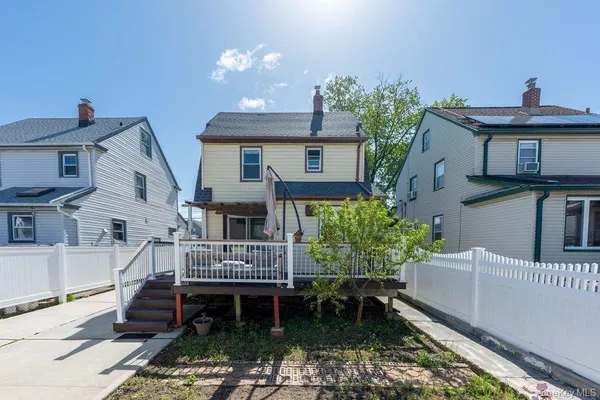 $848,000 | 89-67 218th Place | Queens Village
