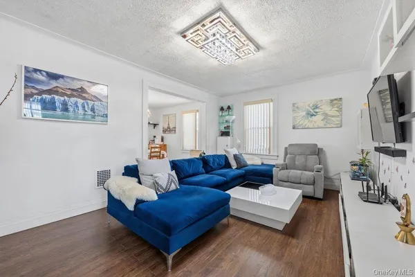 $848,000 | 89-67 218th Place | Queens Village
