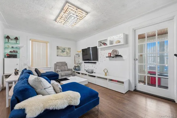$848,000 | 89-67 218th Place | Queens Village