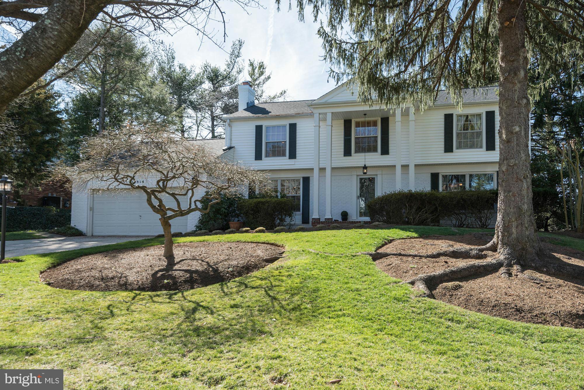 10814 Old Coach Road Potomac, MD 20854 - Photo 1 of 29 Exterior (Front)