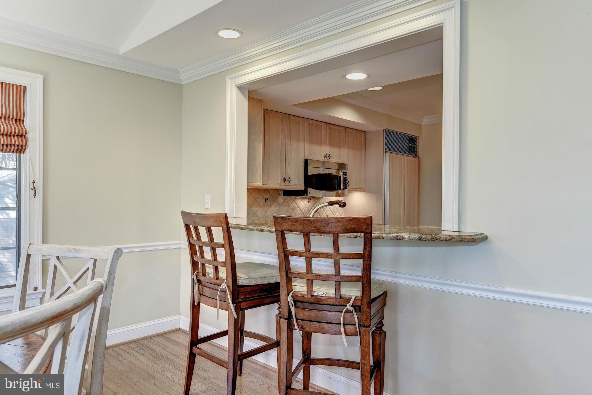 10814 Old Coach Road Potomac, MD 20854 - Photo 12 of 29 Family Room