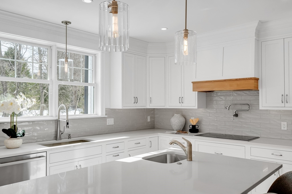 3 Brown Road Lexington, MA 02420 - Photo 8 of 42