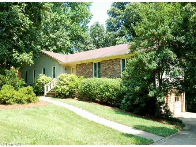 220 Epping Road Clemmons, NC 27012 - Photo 1 of 9 Exterior Front.