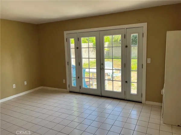 $5,900 | 9352 Mokihana Drive, Huntington Beach, CA 92646