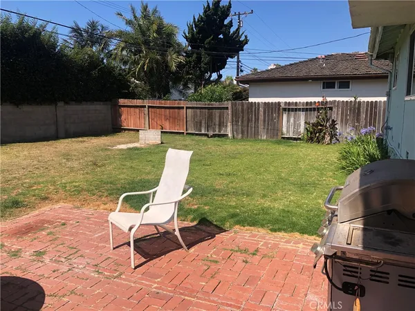 $5,900 | 9352 Mokihana Drive, Huntington Beach, CA 92646