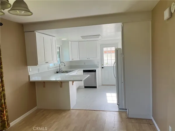 $5,900 | 9352 Mokihana Drive, Huntington Beach, CA 92646