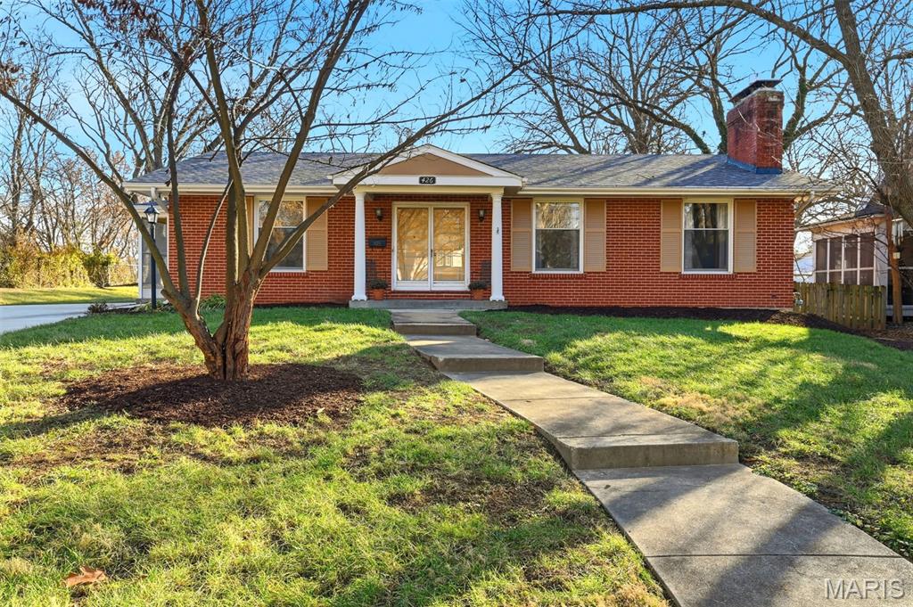 426 Darst Road Ferguson, MO 63135 - Photo 1 of 40
