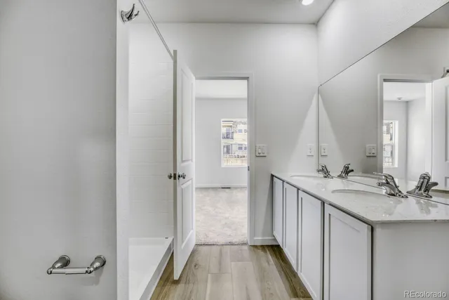 $460,900 | 252 Kobe Lane, Johnstown, CO 80534