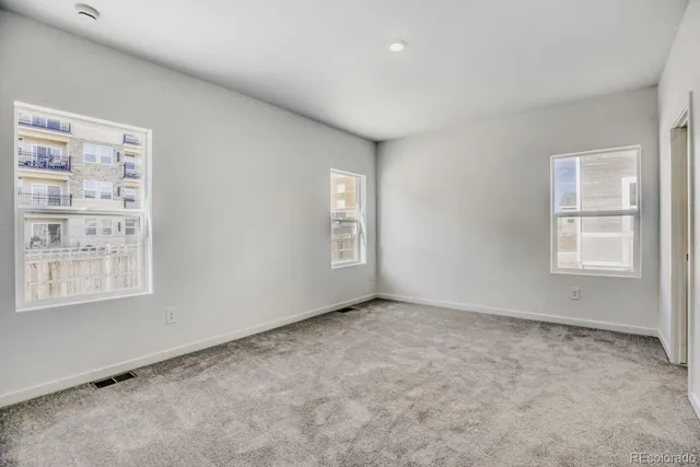 $460,900 | 252 Kobe Lane, Johnstown, CO 80534