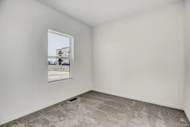 $460,900 | 252 Kobe Lane, Johnstown, CO 80534