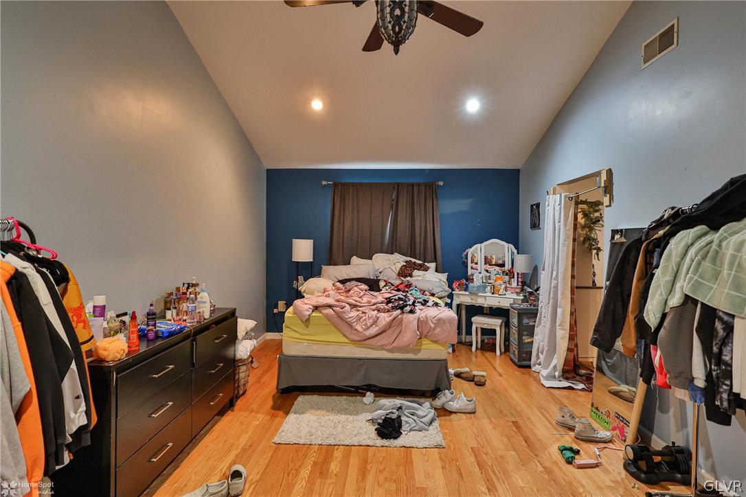 292 East Moorestown Road Wind Gap, PA 18091 - Photo 22 of 46 a living room with furniture gym equipment and a flat screen tv