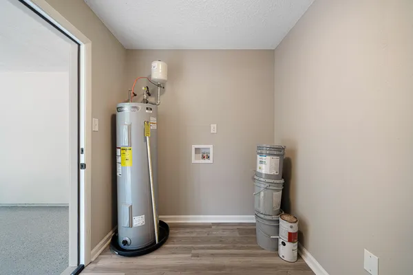 $199,900 | 207 Oglesby Avenue, Crestview, FL 32536