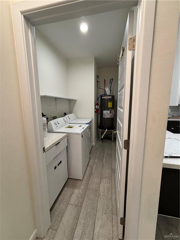 212 Lauryn Drive, Unit 3 San Juan, TX 78589 - Photo 5 of 27 a room with a washer and dryer
