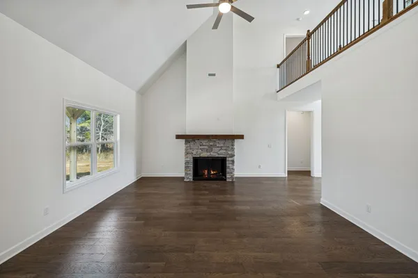 $549,900 | 281 Estates Drive, Smithville, TN 37166