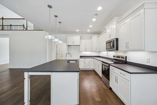 $549,900 | 281 Estates Drive, Smithville, TN 37166