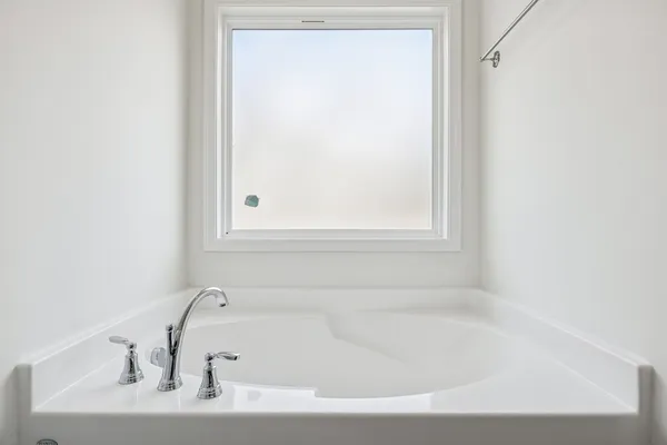 $549,900 | 281 Estates Drive, Smithville, TN 37166