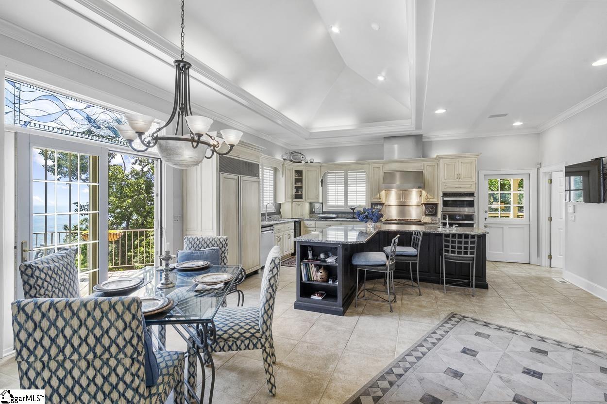 33 Southview Ledge Road Landrum, SC 29356 - Photo 14 of 47