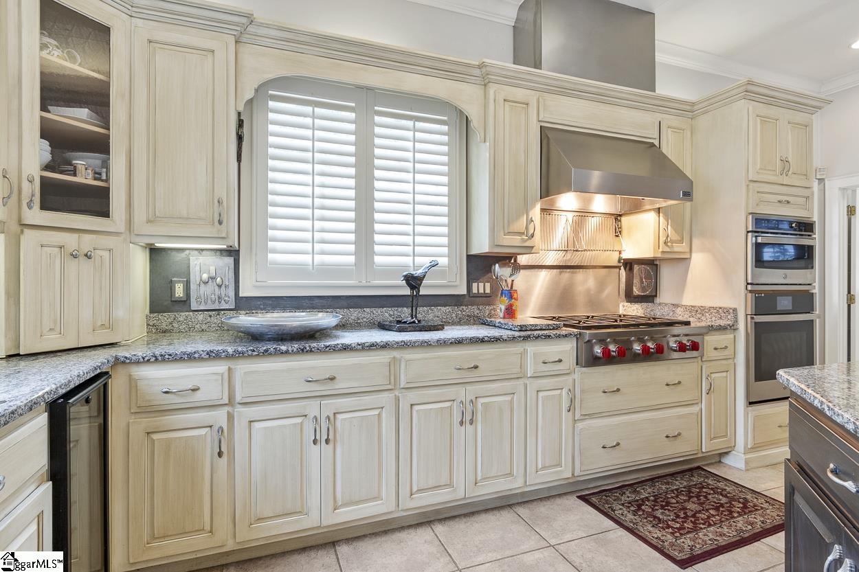 33 Southview Ledge Road Landrum, SC 29356 - Photo 19 of 47