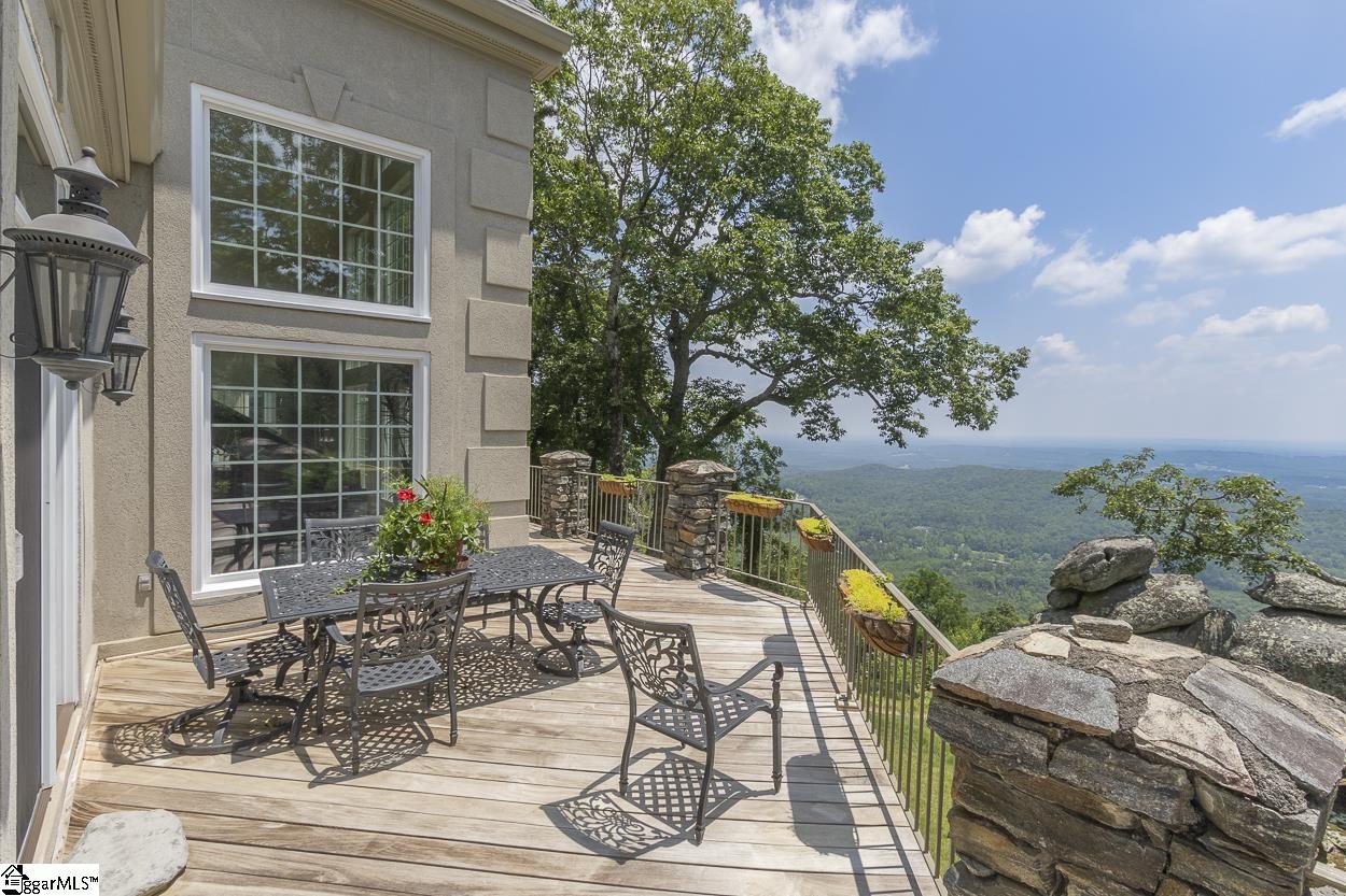 33 Southview Ledge Road Landrum, SC 29356 - Photo 3 of 47