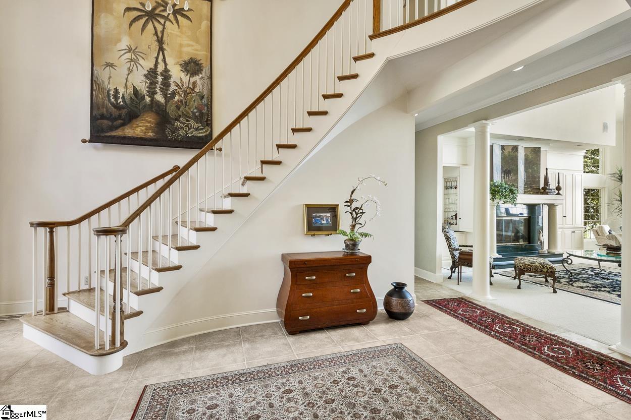 33 Southview Ledge Road Landrum, SC 29356 - Photo 5 of 47