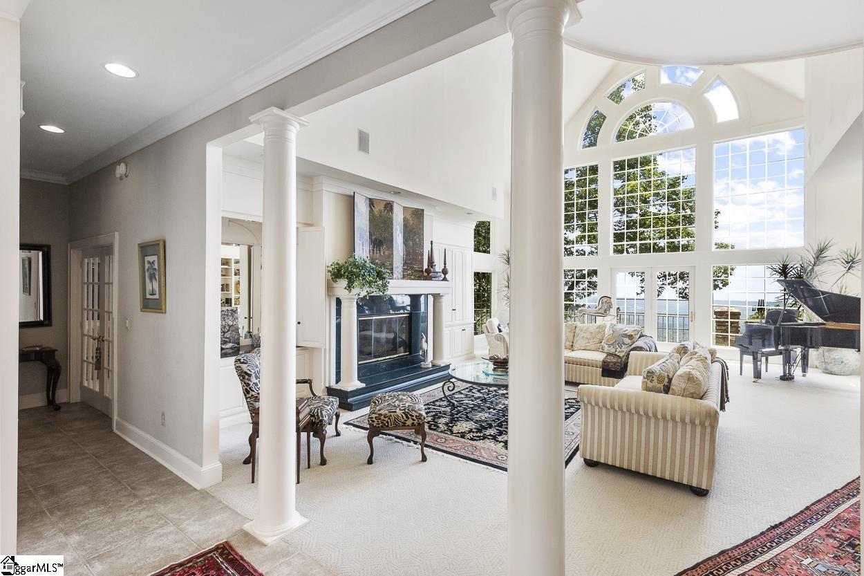 33 Southview Ledge Road Landrum, SC 29356 - Photo 6 of 47