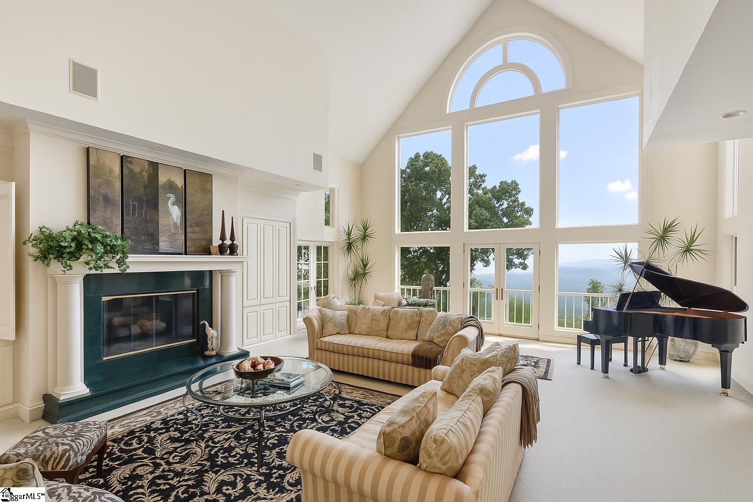 33 Southview Ledge Road Landrum, SC 29356 - Photo 8 of 47