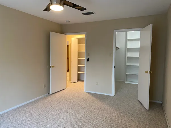 $3,200 | 12625 Memorial Drive, Unit 137, Houston, TX 77024